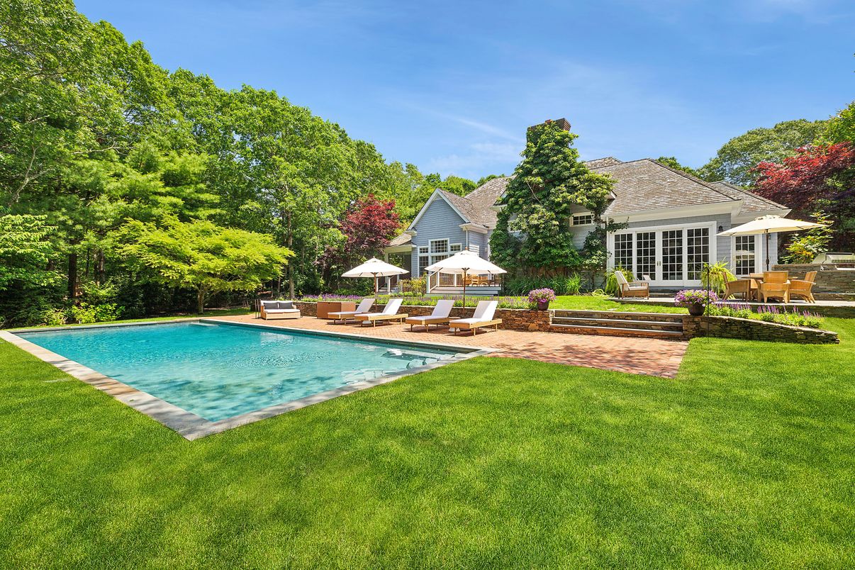 Backyard, Exterior, Pool