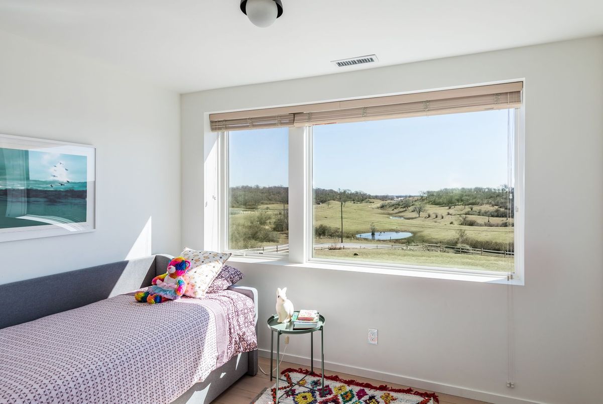 Bedroom, Interior, Water