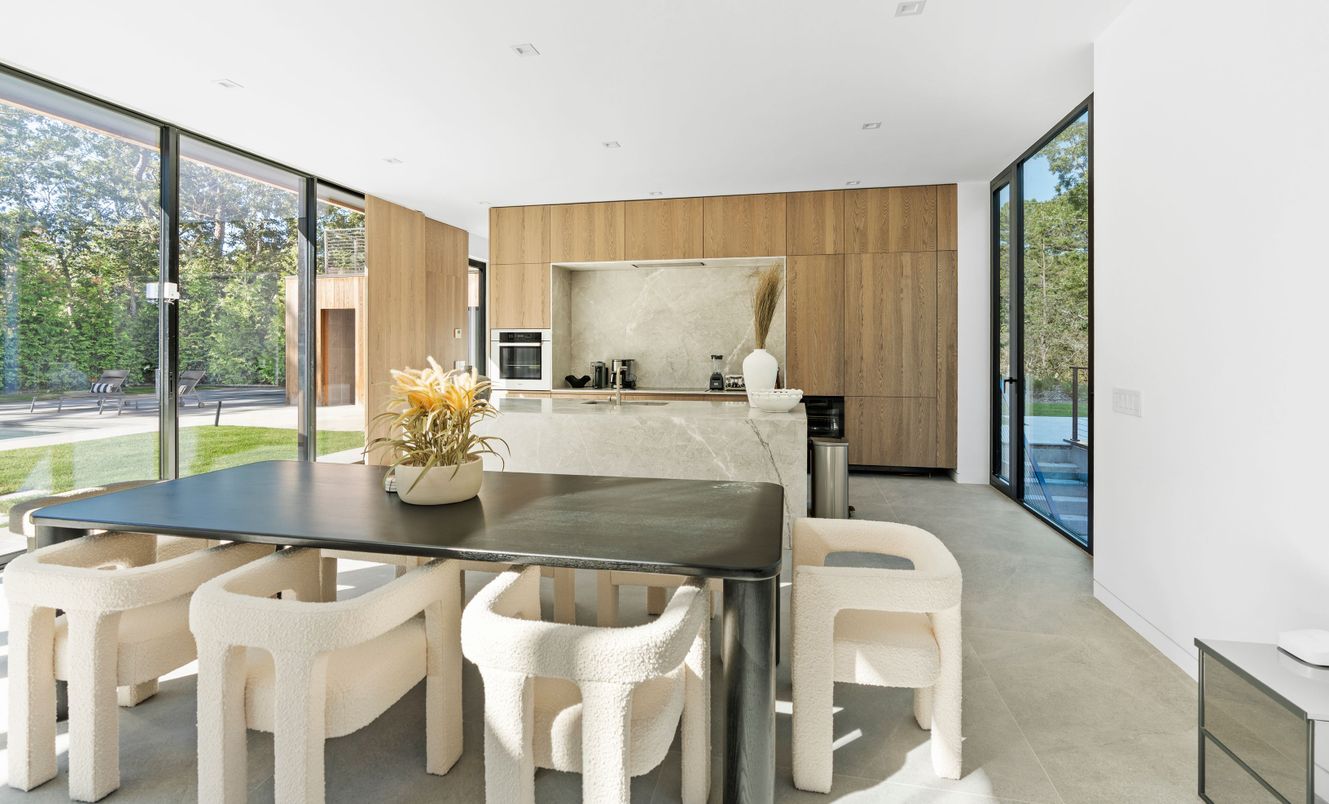 Dining room, Interior, Kitchen, Recessed Lighting
