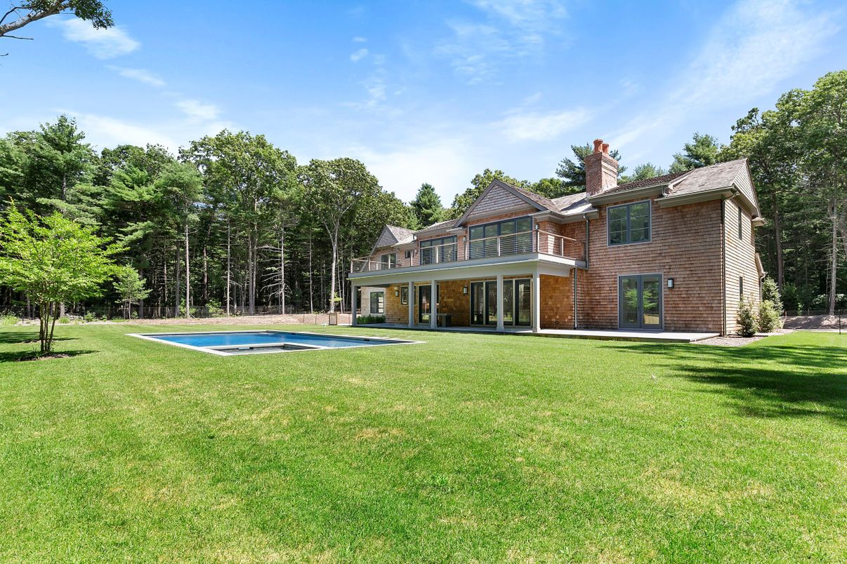 Backyard, Exterior, Pool