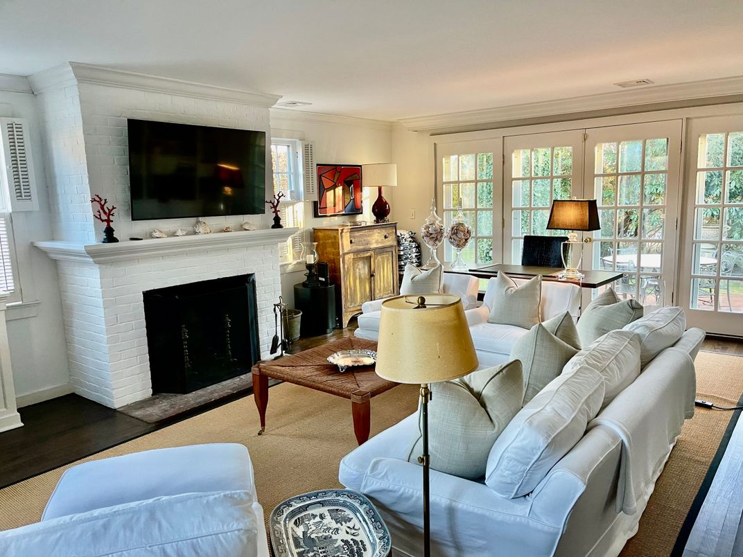 Fireplace, Interior, Living room