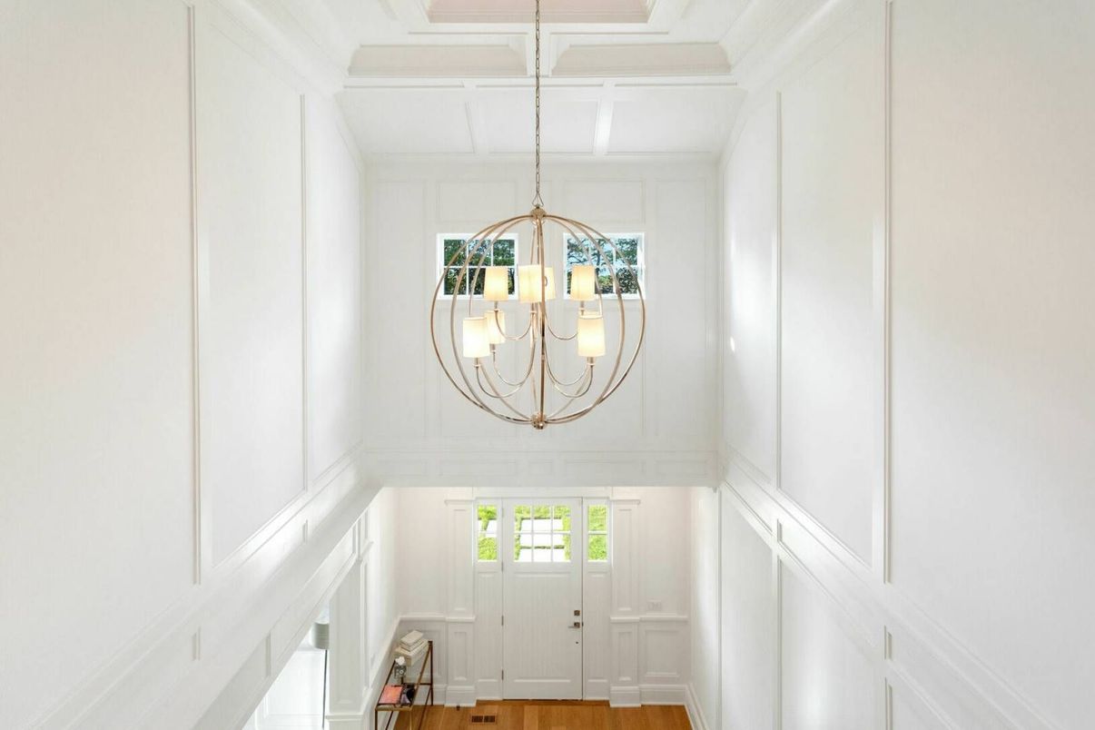 Chandelier, Interior, Wood Texture Flooring