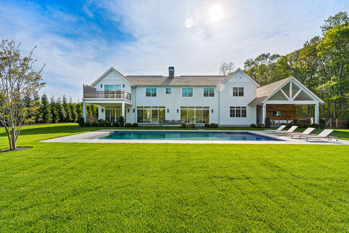 Backyard, Exterior, Pool