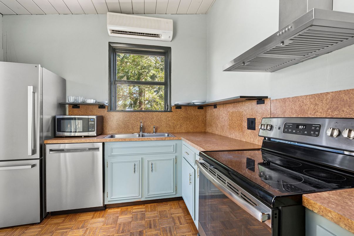 Interior, Kitchen, Stainless Steel Appliances, Wood Texture Flooring