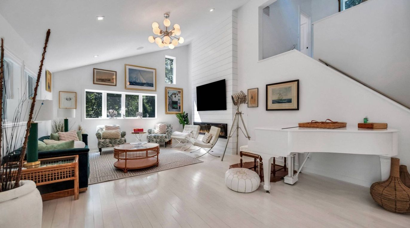 Fireplace, Interior, Living room, Piano, Recessed Lighting, Wood Texture Flooring
