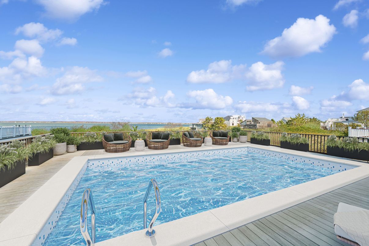 Exterior, Pool, Water