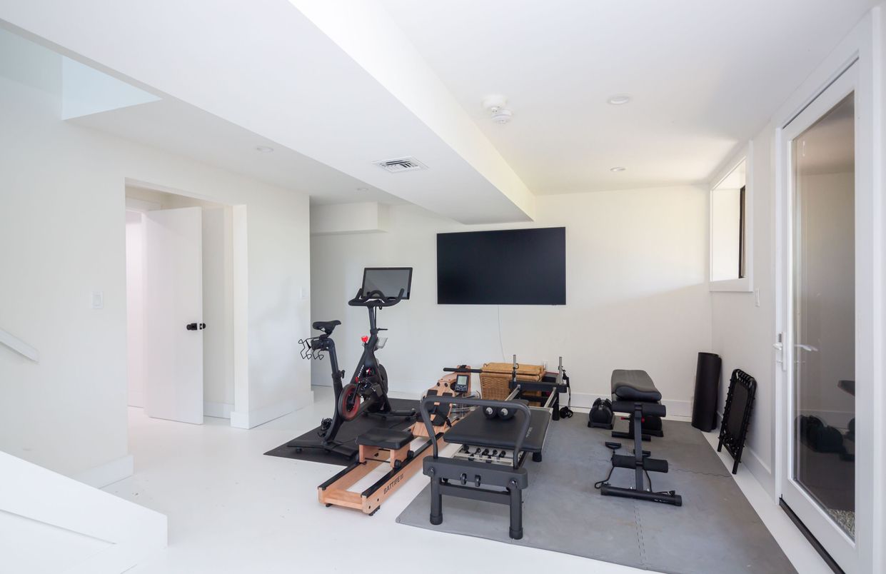 Fitness Equipment, Interior, Recessed Lighting