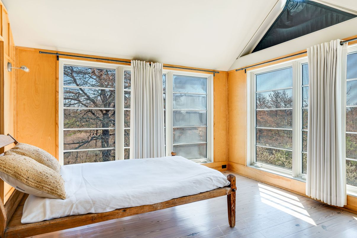 DE Listing image placeholder