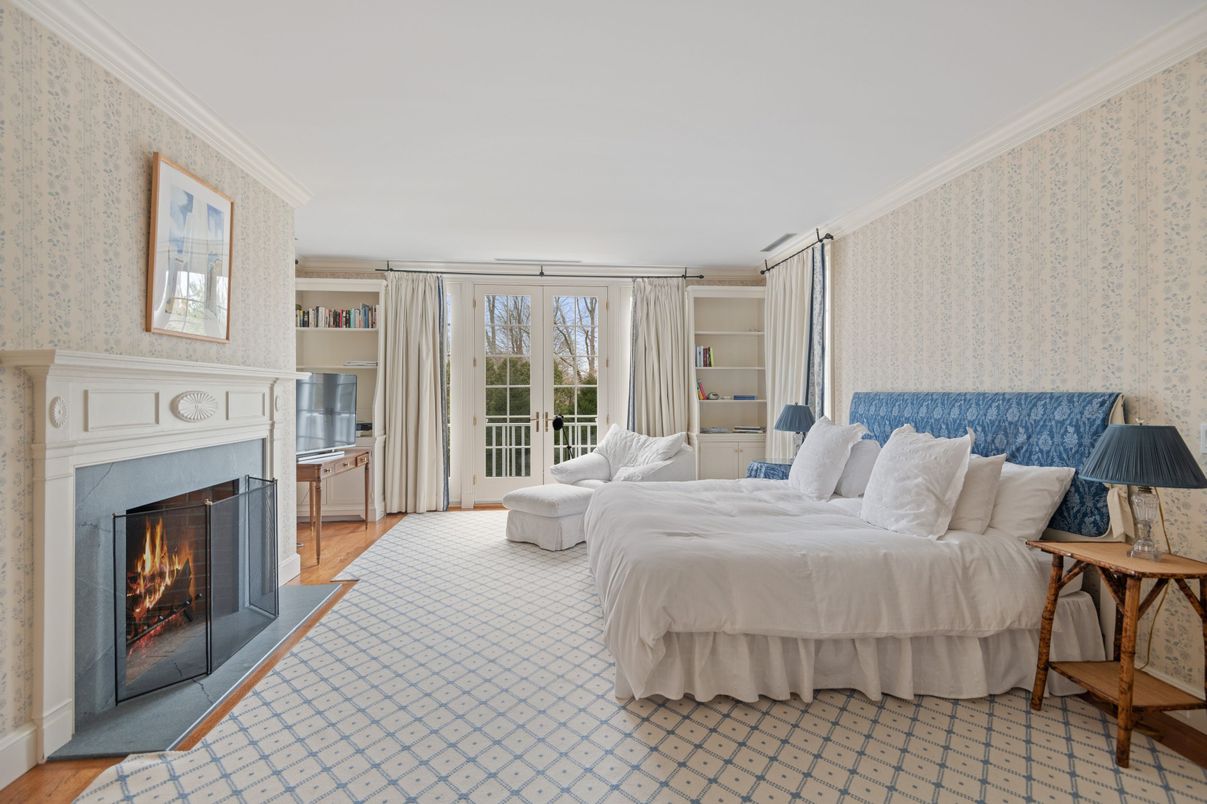 Bedroom, Fireplace, Interior, Wood Texture Flooring