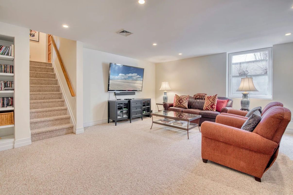 Interior, Living room, Recessed Lighting