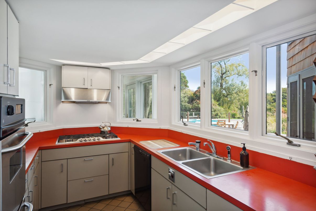 Interior, Kitchen, Stainless Steel Appliances