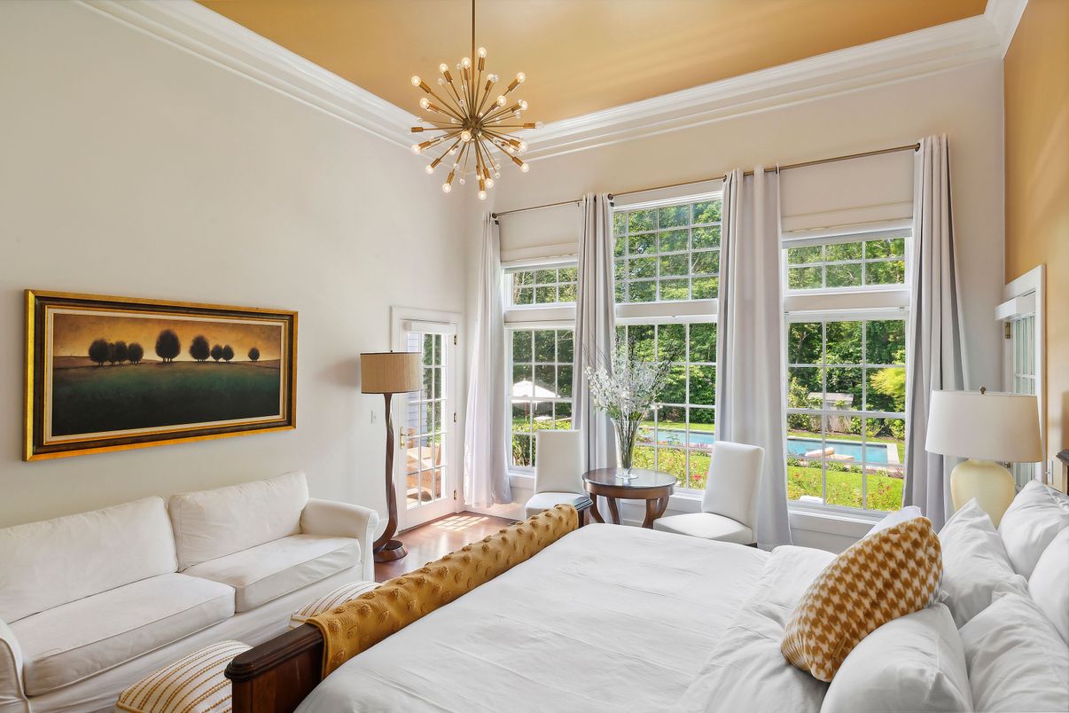 Bedroom, Interior, Pendant Lights