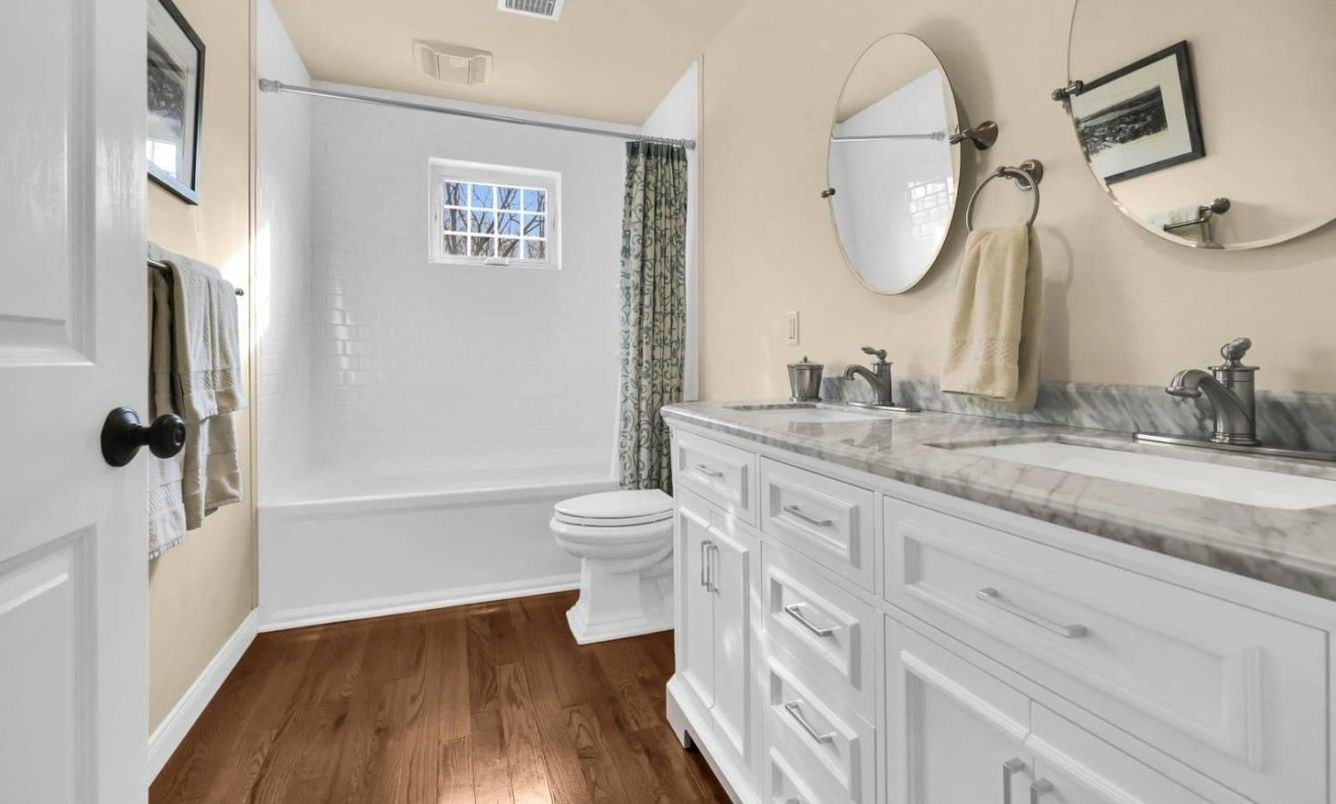 Bathroom, Dual Sink Vanities, Interior, Wood Texture Flooring