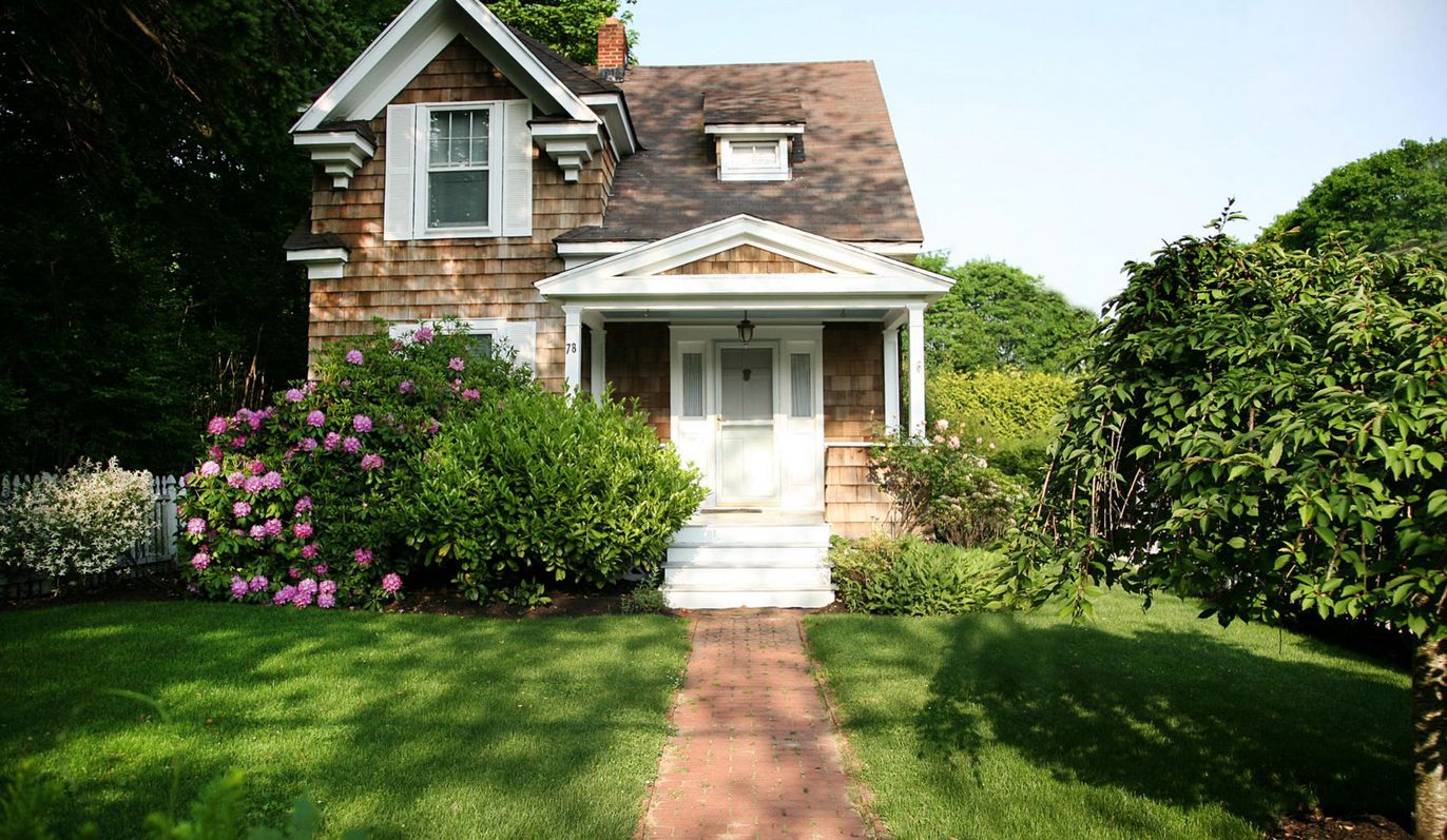 Exterior, Facade, Cape Cod