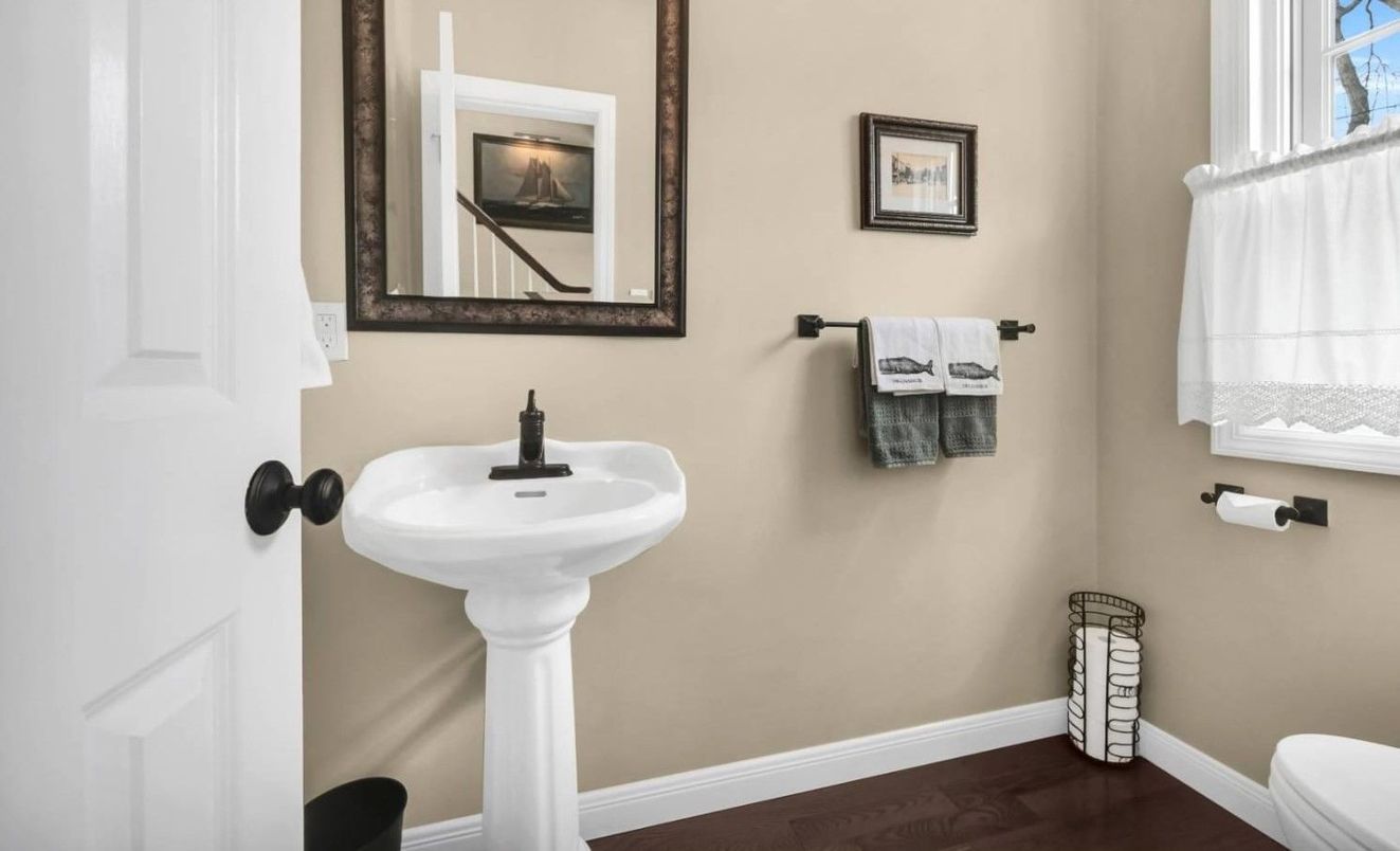 Bathroom, Interior, Wood Texture Flooring