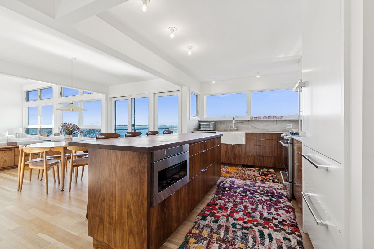 Dining room, Interior, Pendant Lights, Recessed Lighting, Water, Wood Texture Flooring