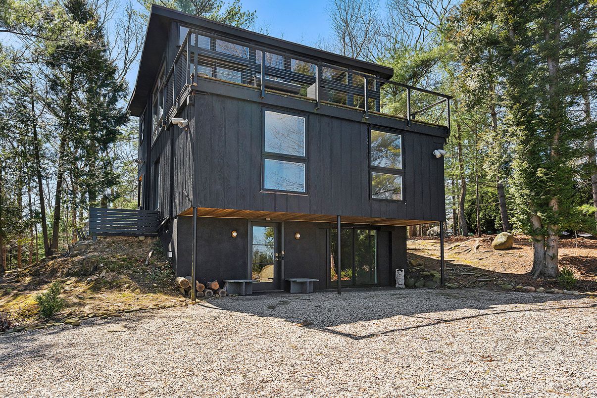 Exterior, Facade, None