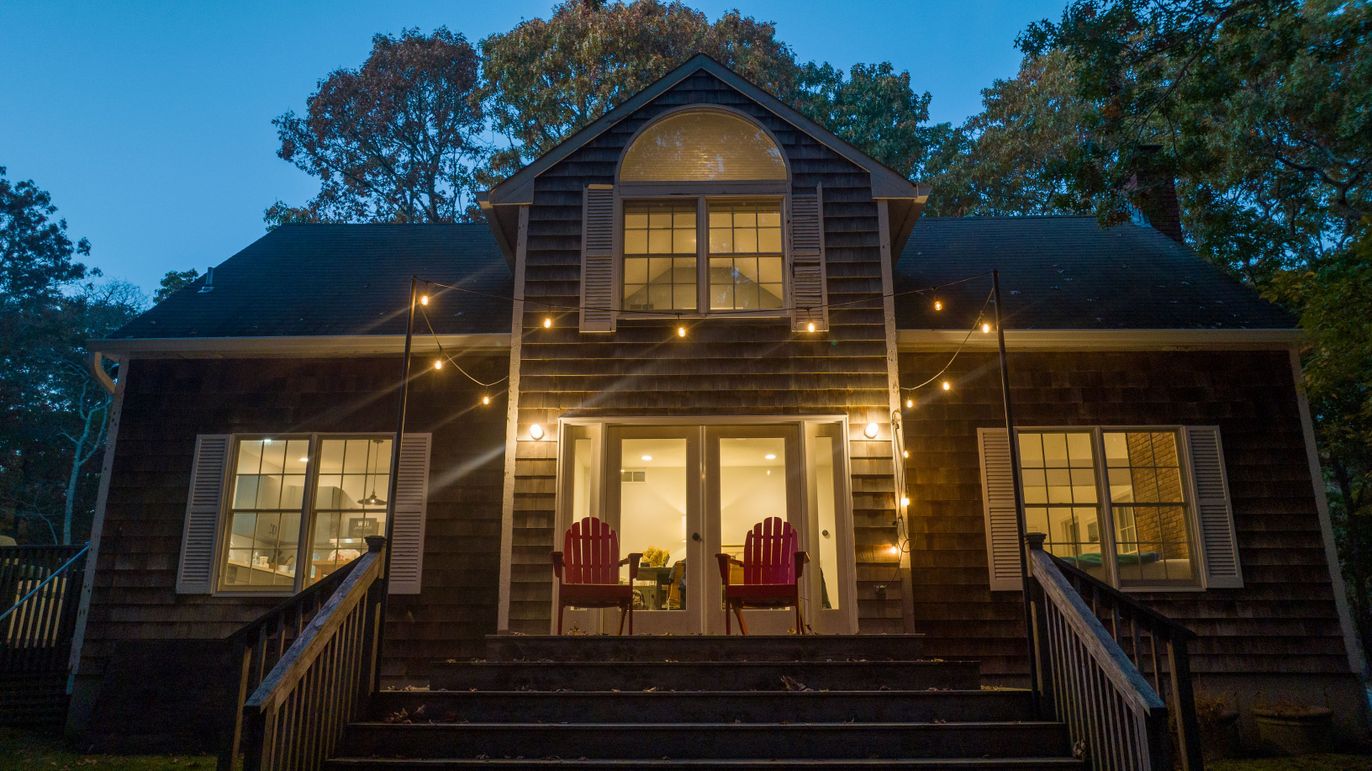 Exterior, Facade, Log Home