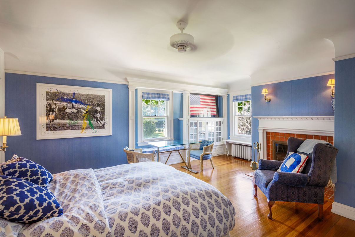 Bedroom, Fireplace, Interior, Wood Texture Flooring