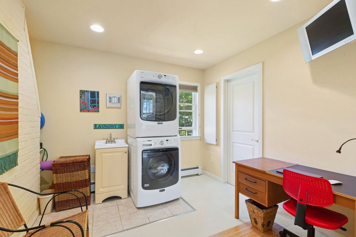 Interior, Recessed Lighting, Washer