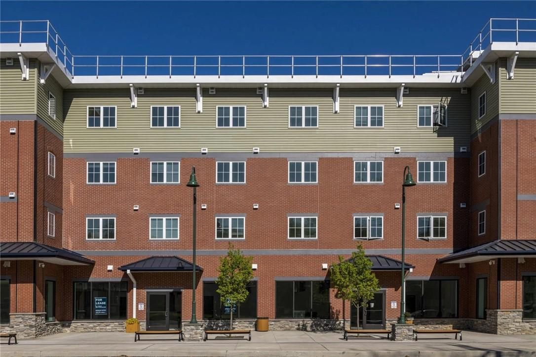 Exterior, Facade, Brick Facade, Rowhouse