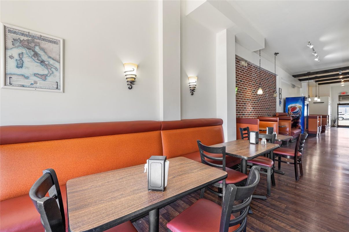 Dining room, Interior, Pendant Lights, Stone Walls, Wood Texture Flooring