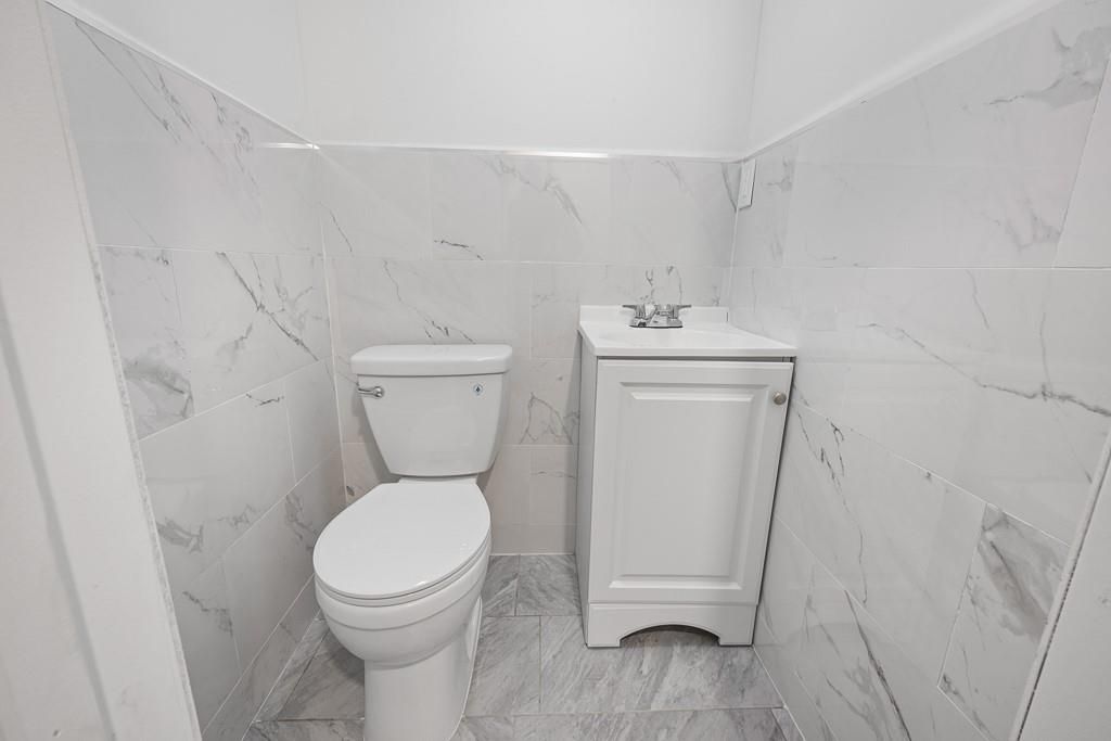 Bathroom, Interior, Marble, Marble Walls
