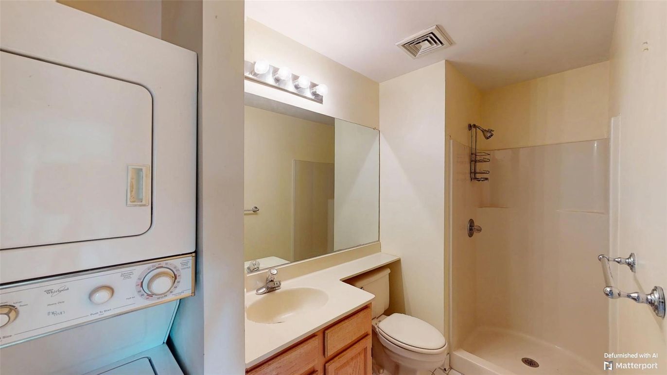 Bathroom, Interior, Utility Closets, Washer