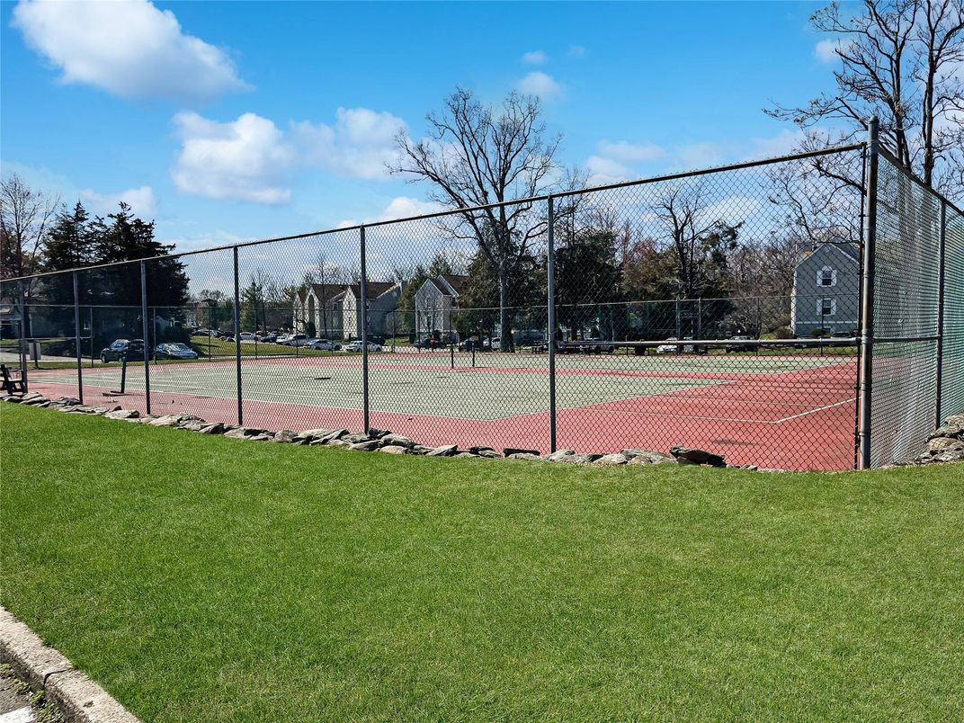 Exterior, Tennis Courts