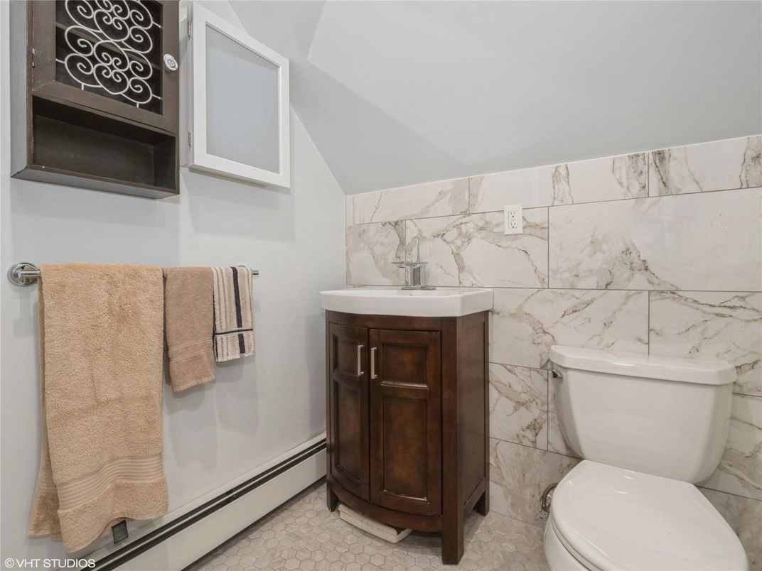 Bathroom, Interior, Marble Walls