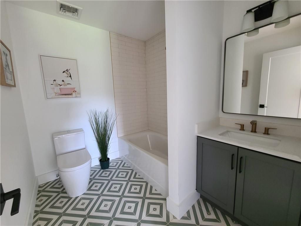 Bathroom, Interior