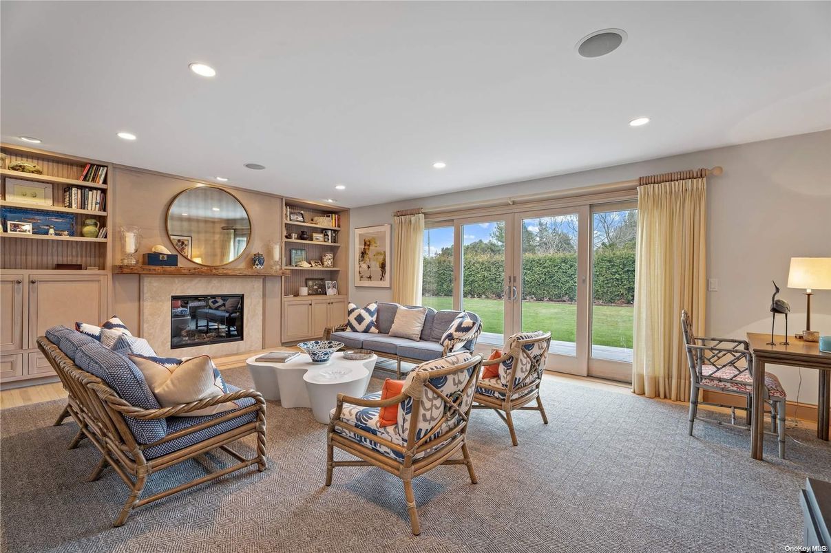 Fireplace, Interior, Living room, Recessed Lighting