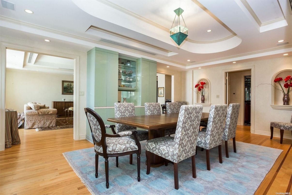 Dining room, Interior, Recessed Lighting, Wood Texture Flooring