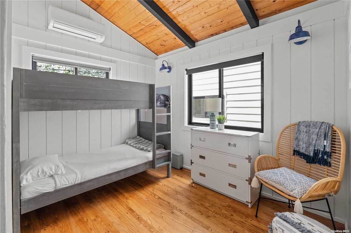 Bedroom, Interior, Wooden Ceilings, Wood Texture Flooring