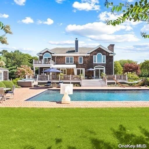 Backyard, Exterior, Pool