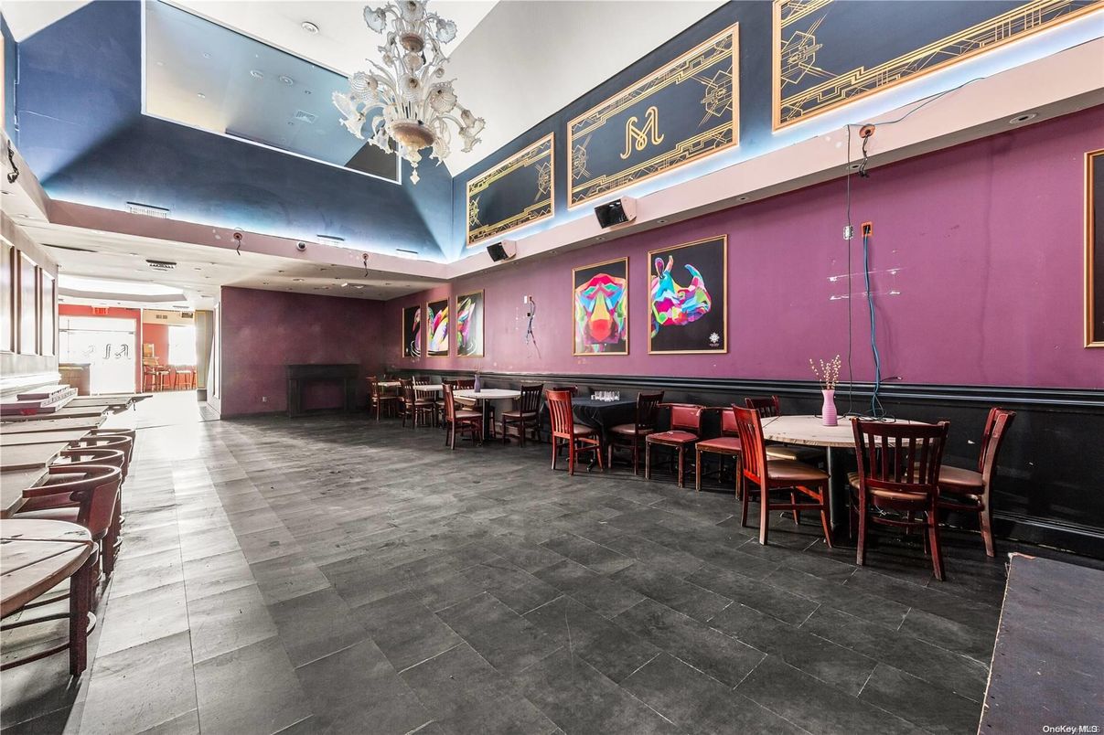Chandelier, Dining room, Interior, Recessed Lighting