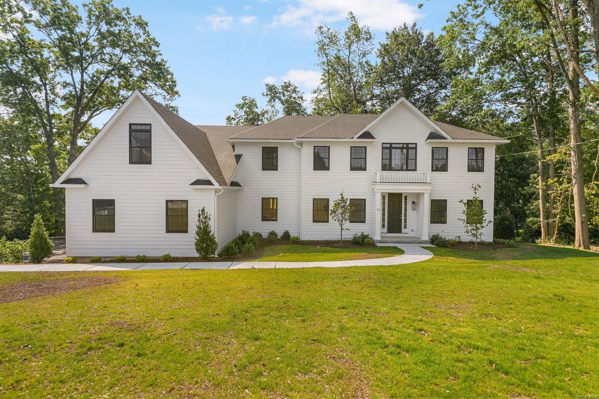 Backyard, Exterior, Facade, Farmhouse