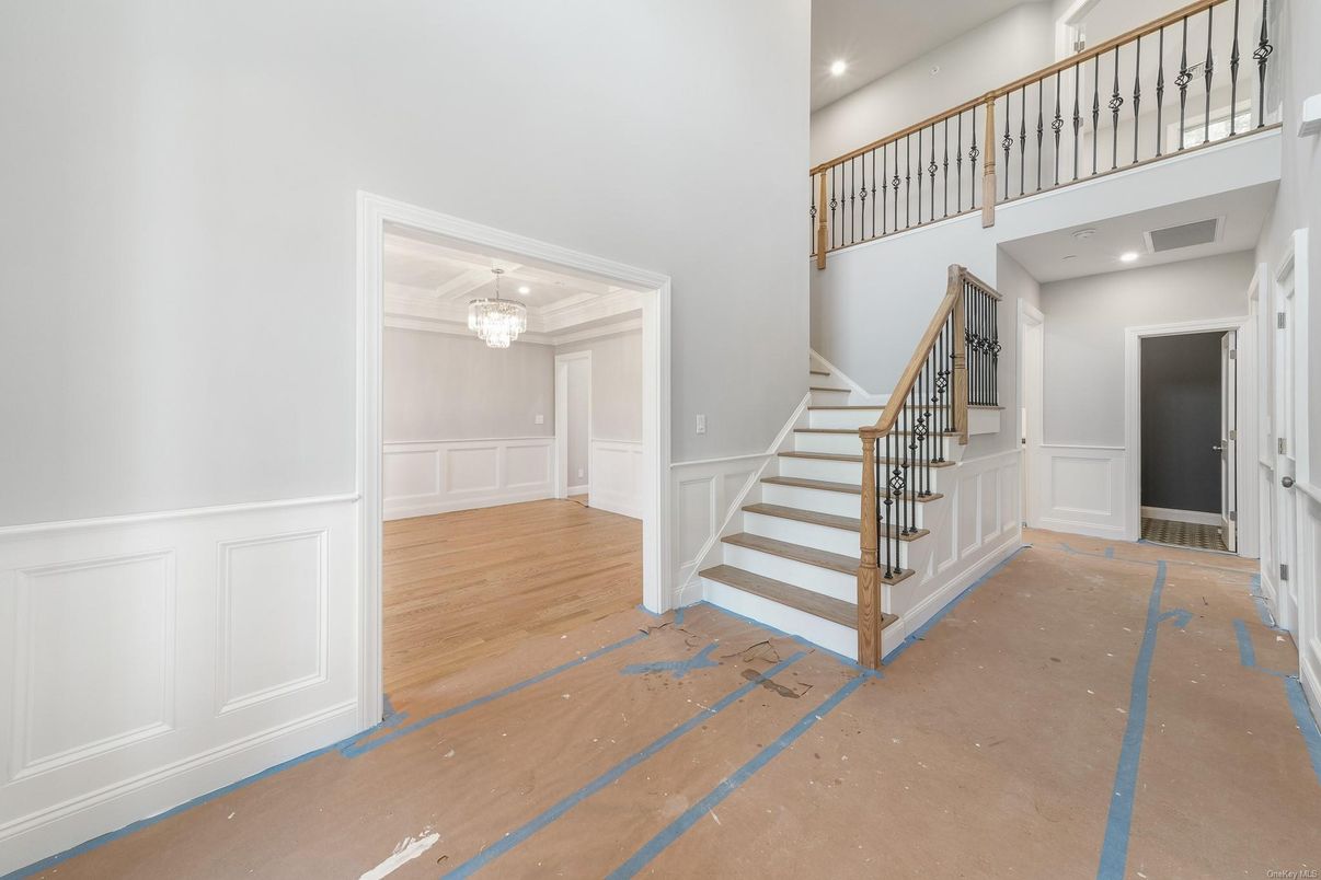 Chandelier, Interior, Recessed Lighting, Wood Texture Flooring