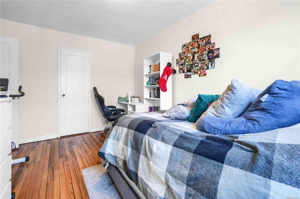 Bedroom, Home Office, Interior, Wood Texture Flooring