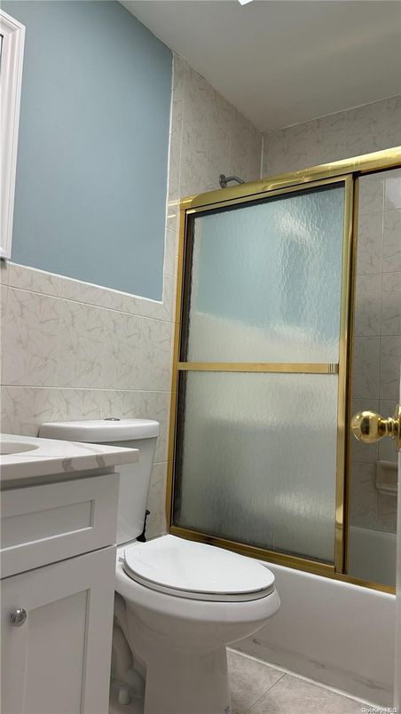 Bathroom, Glass Shower, Interior, Marble Walls