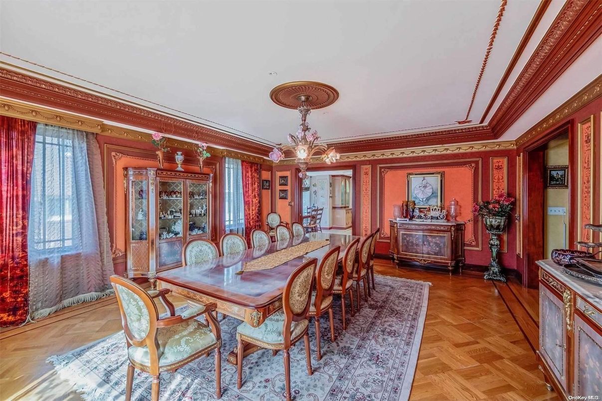Chandelier, Dining room, Interior, Wood Texture Flooring