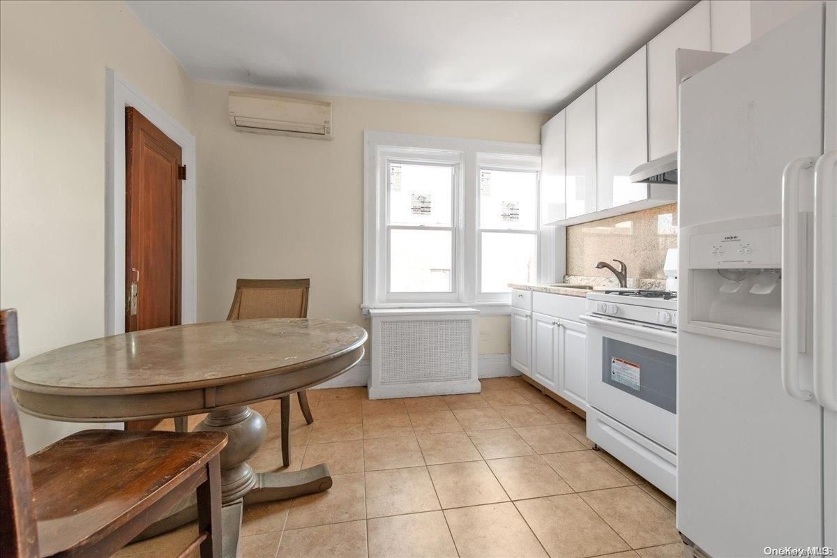 Dining room, Interior, Kitchen
