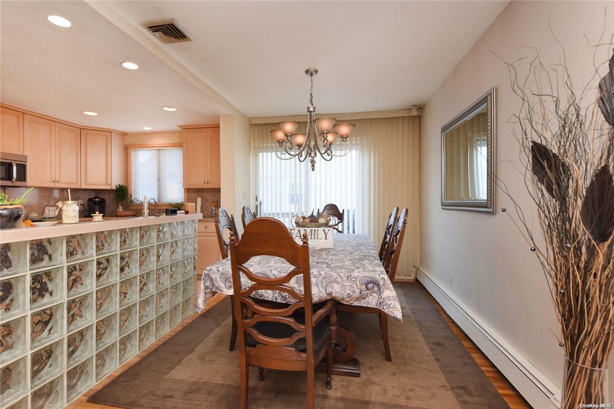 Chandelier, Dining room, Interior, Kitchen, Recessed Lighting, Wood Texture Flooring