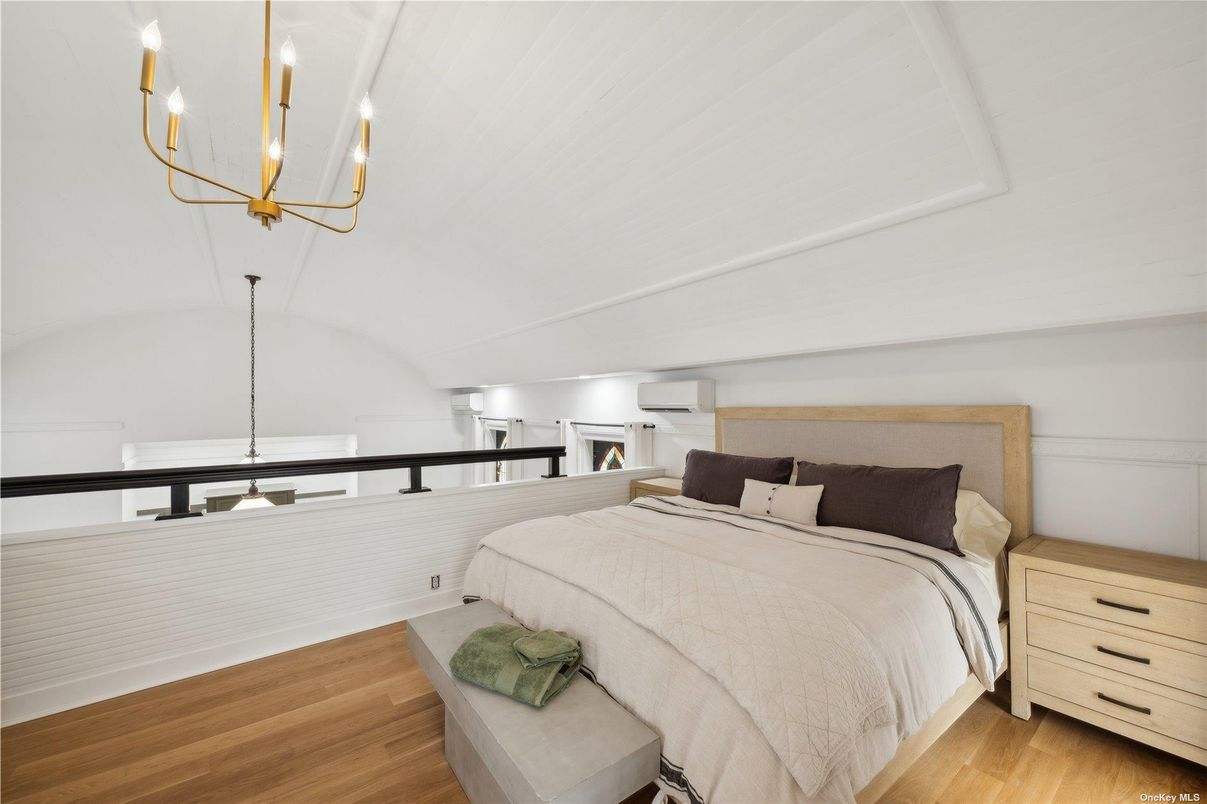 Bedroom, Chandelier, Interior, Pendant Lights, Wood Texture Flooring