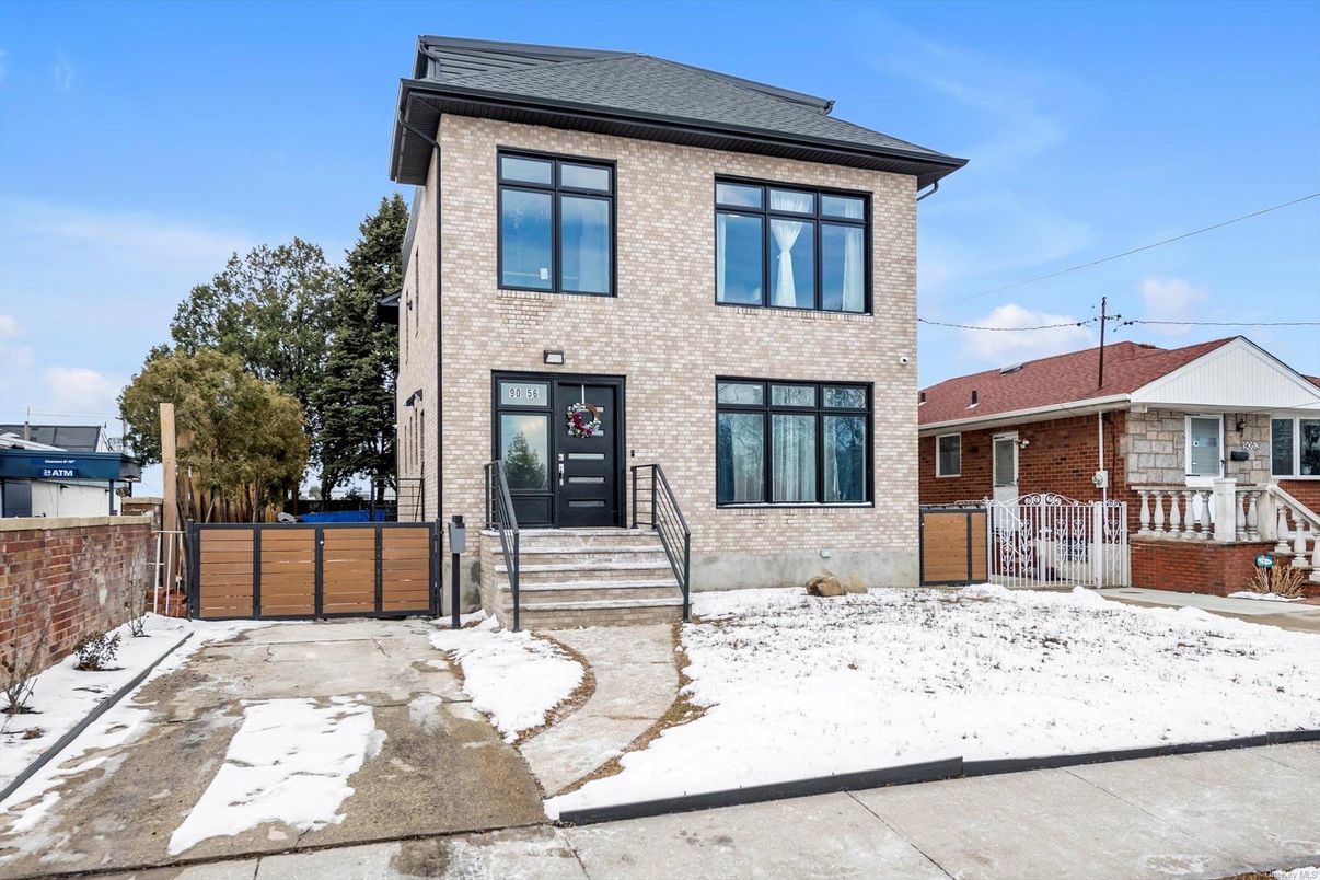 Exterior, Facade, Brick Facade, Modern
