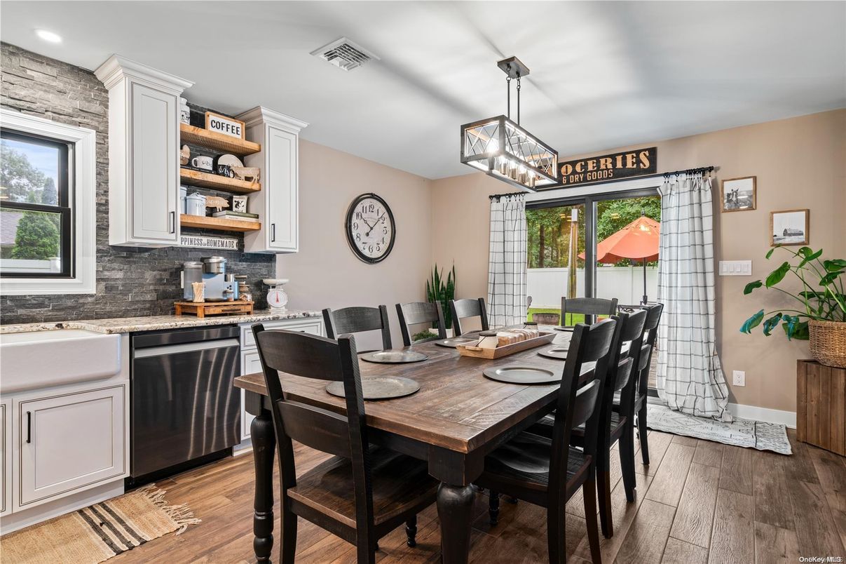 Dining room, Interior, Pendant Lights, Recessed Lighting, Wood Texture Flooring