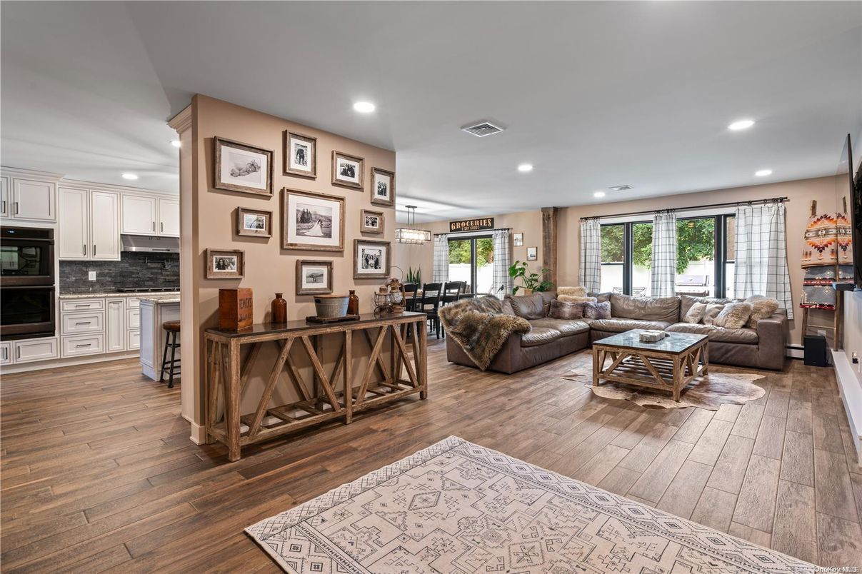 Dining room, Interior, Kitchen, Living room, Pendant Lights, Recessed Lighting, Wood Texture Flooring