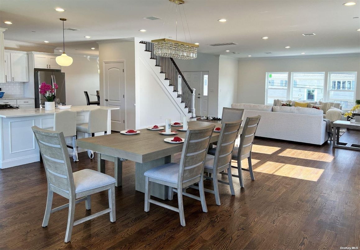 Chandelier, Dining room, Interior, Kitchen, Living room, Pendant Lights, Recessed Lighting, Wood Texture Flooring