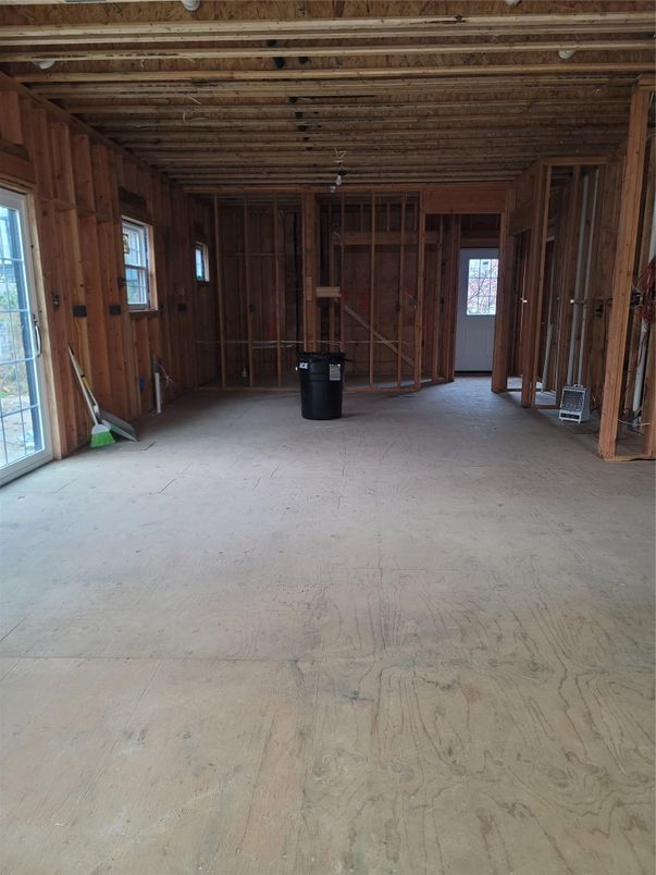 Empty room, Interior, Wooden Beams, Wooden Walls