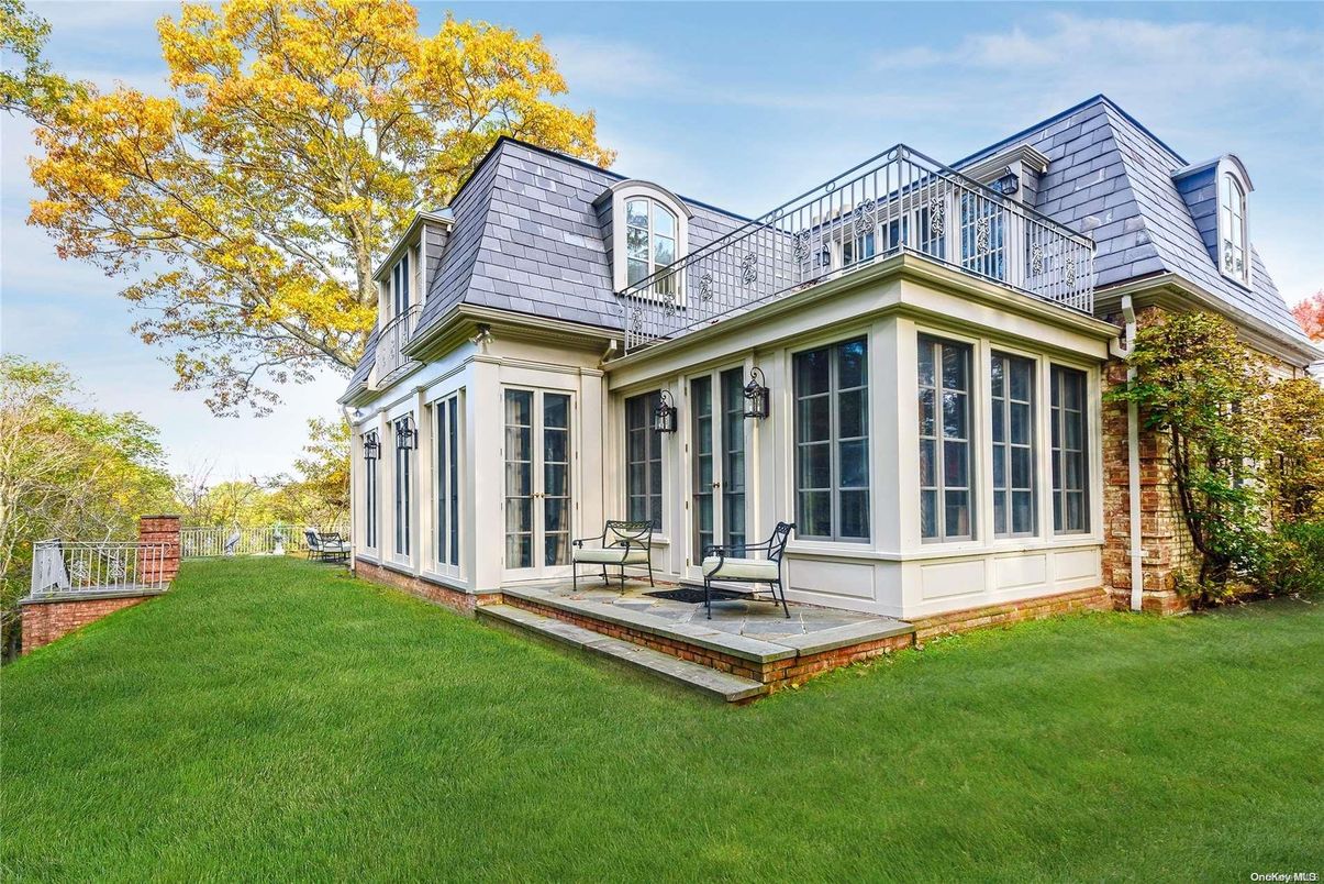 Exterior, Facade, Brick Facade, Cape Cod